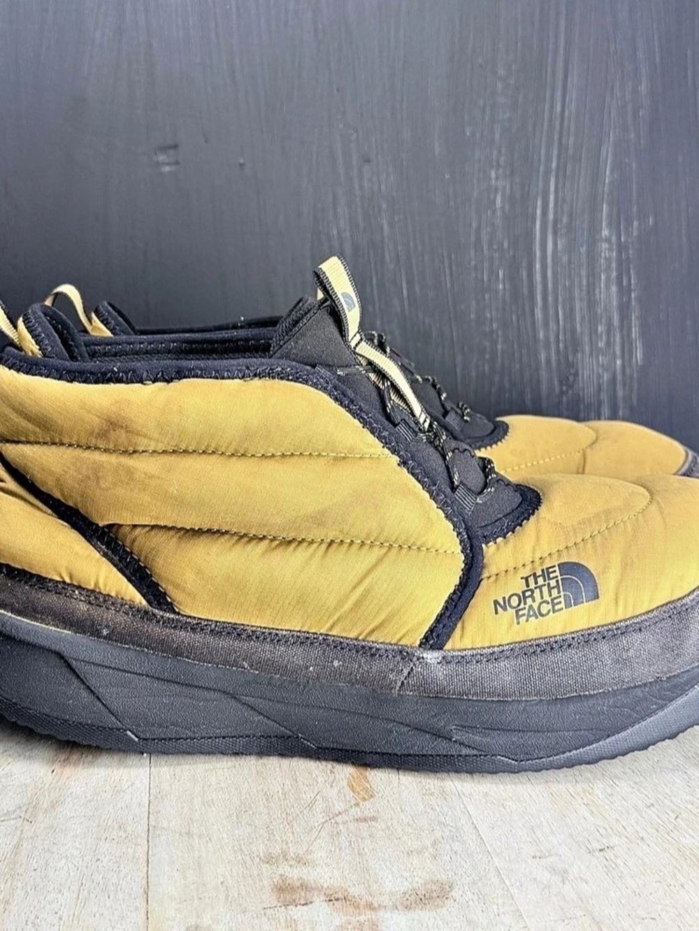 The North Face ThermoBall Traction Mule V Men's Yellow & Black US 12